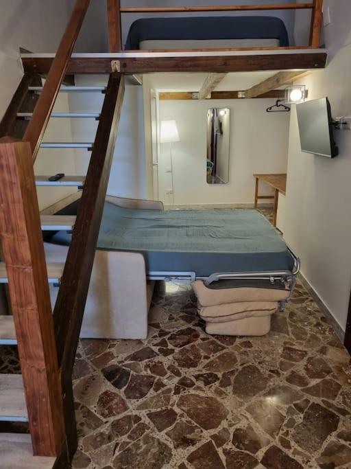 Casa Vacanze Piazza San Pietro Бари Экстерьер фото