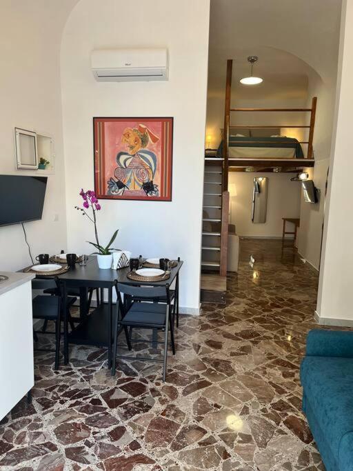 Casa Vacanze Piazza San Pietro Бари Экстерьер фото