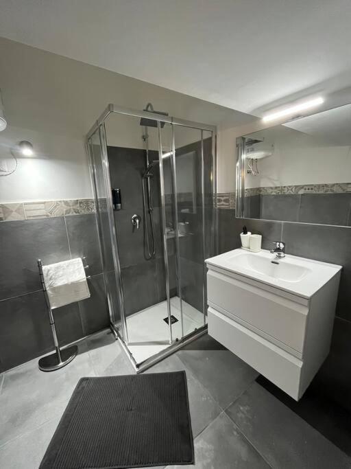 Casa Vacanze Piazza San Pietro Бари Экстерьер фото